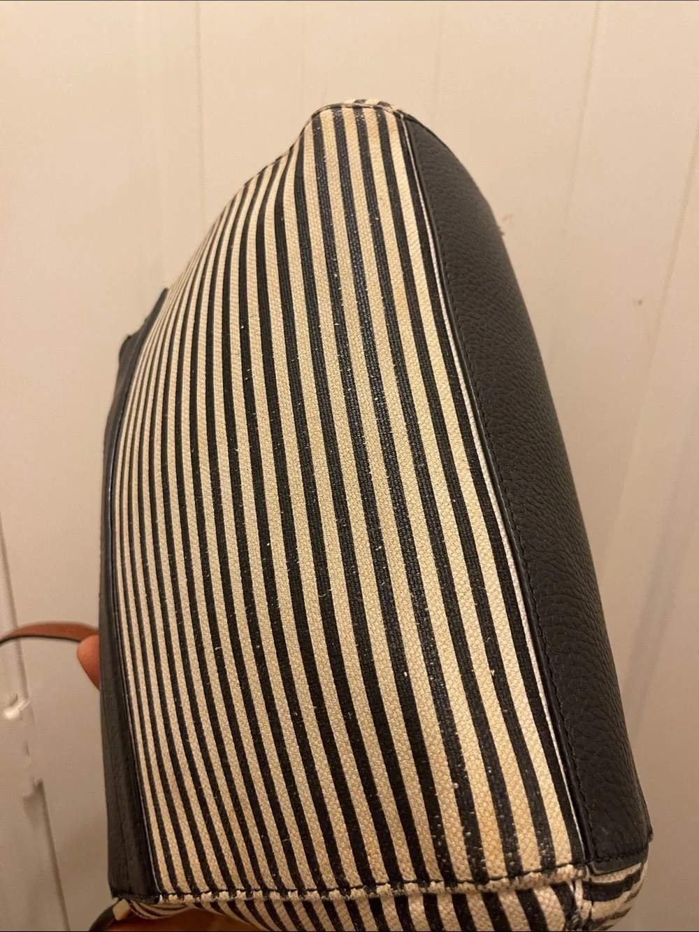 Kate Spade please check all picture of condition